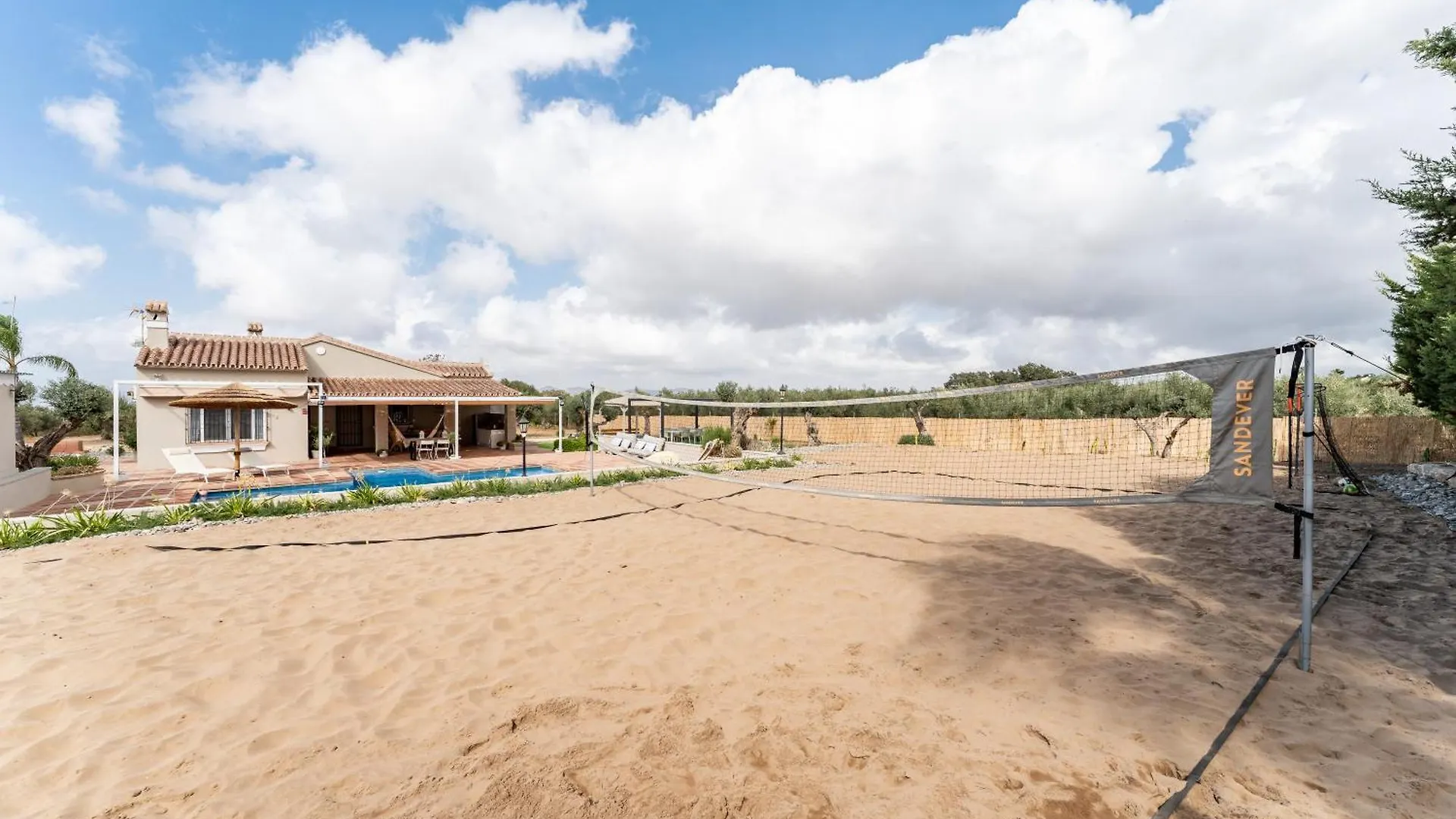 Villa Tranquila El Retiro マラガ スペイン