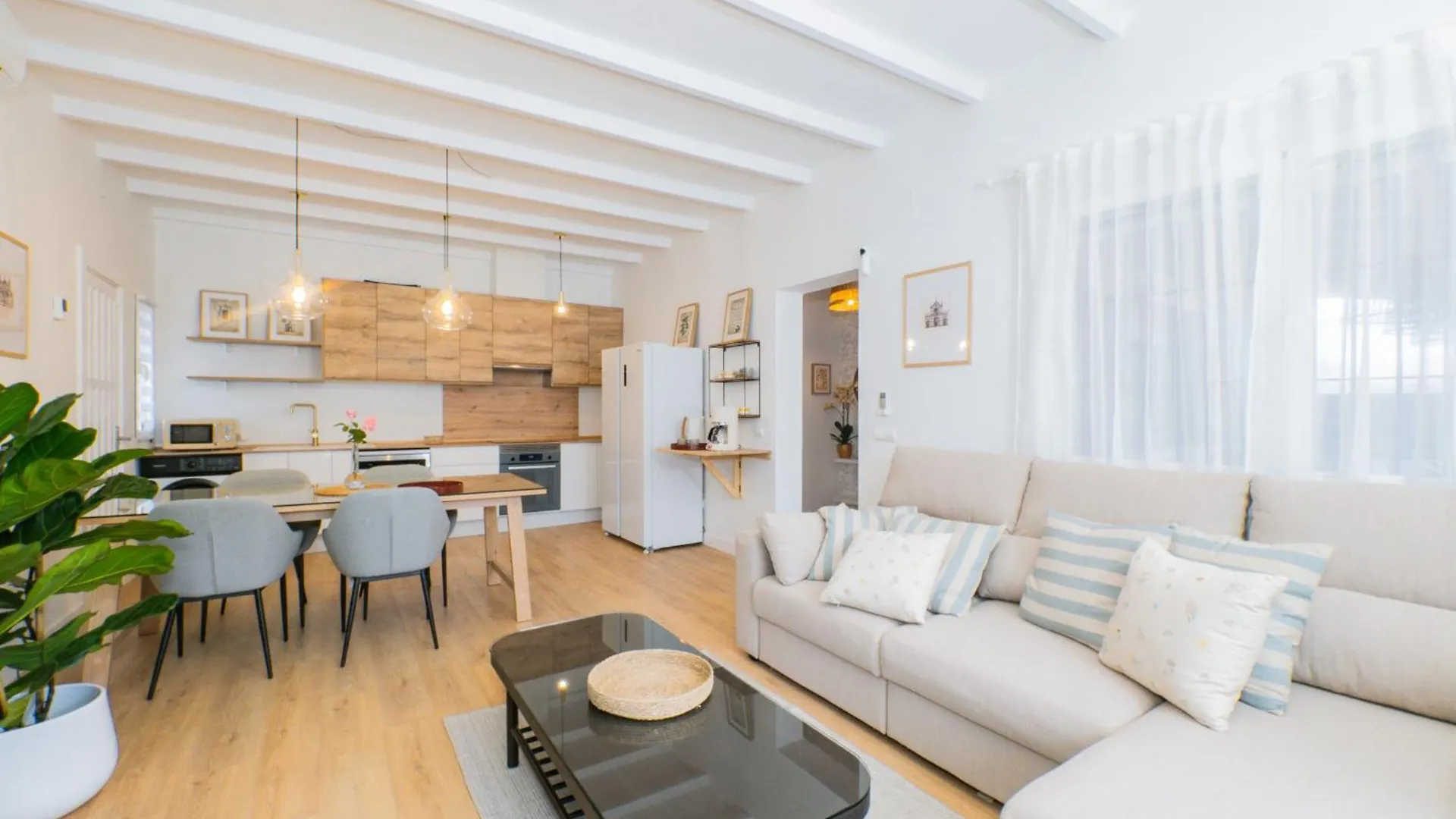 Villa Tranquila El Retiro マラガ スペイン